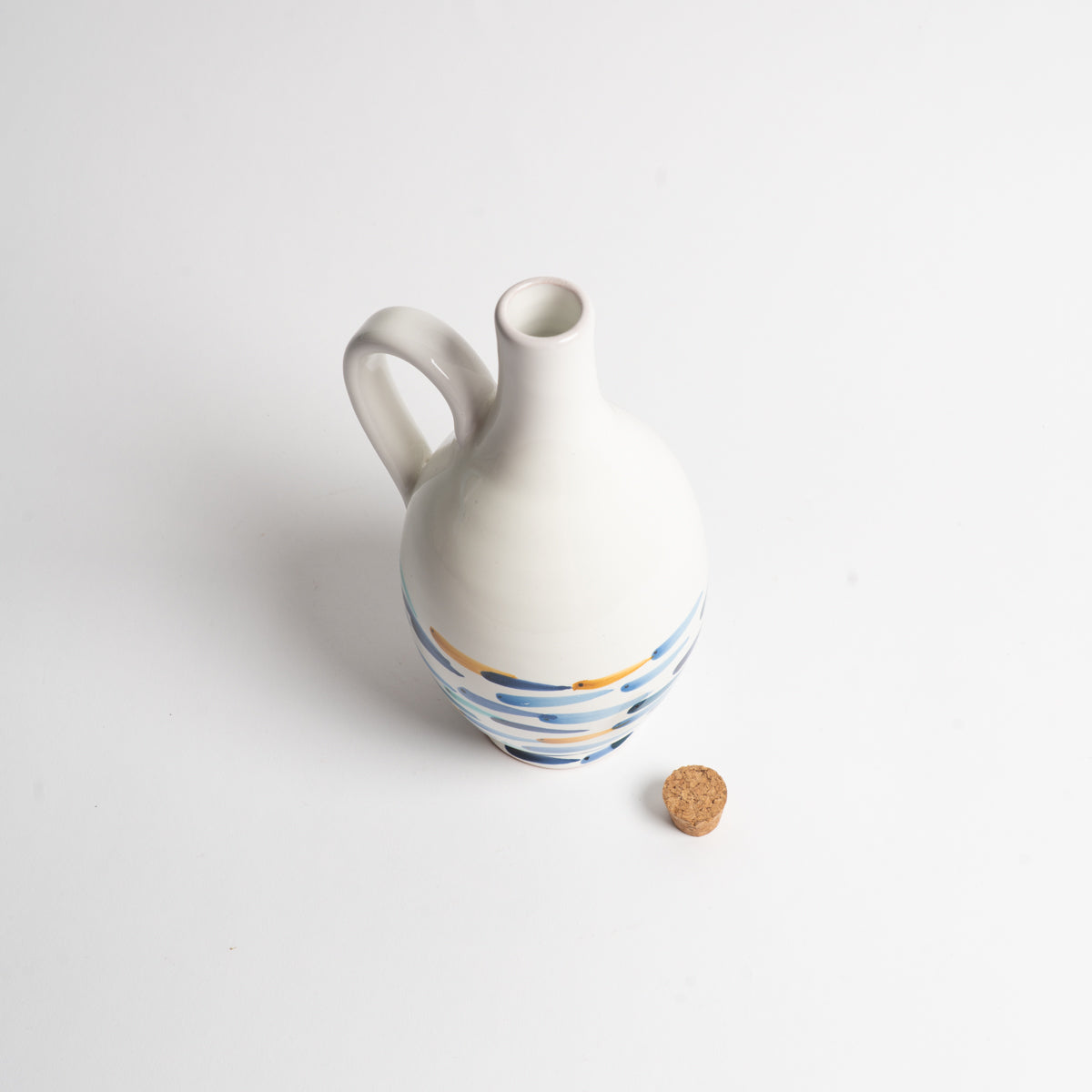 Cicinielli oil bottle