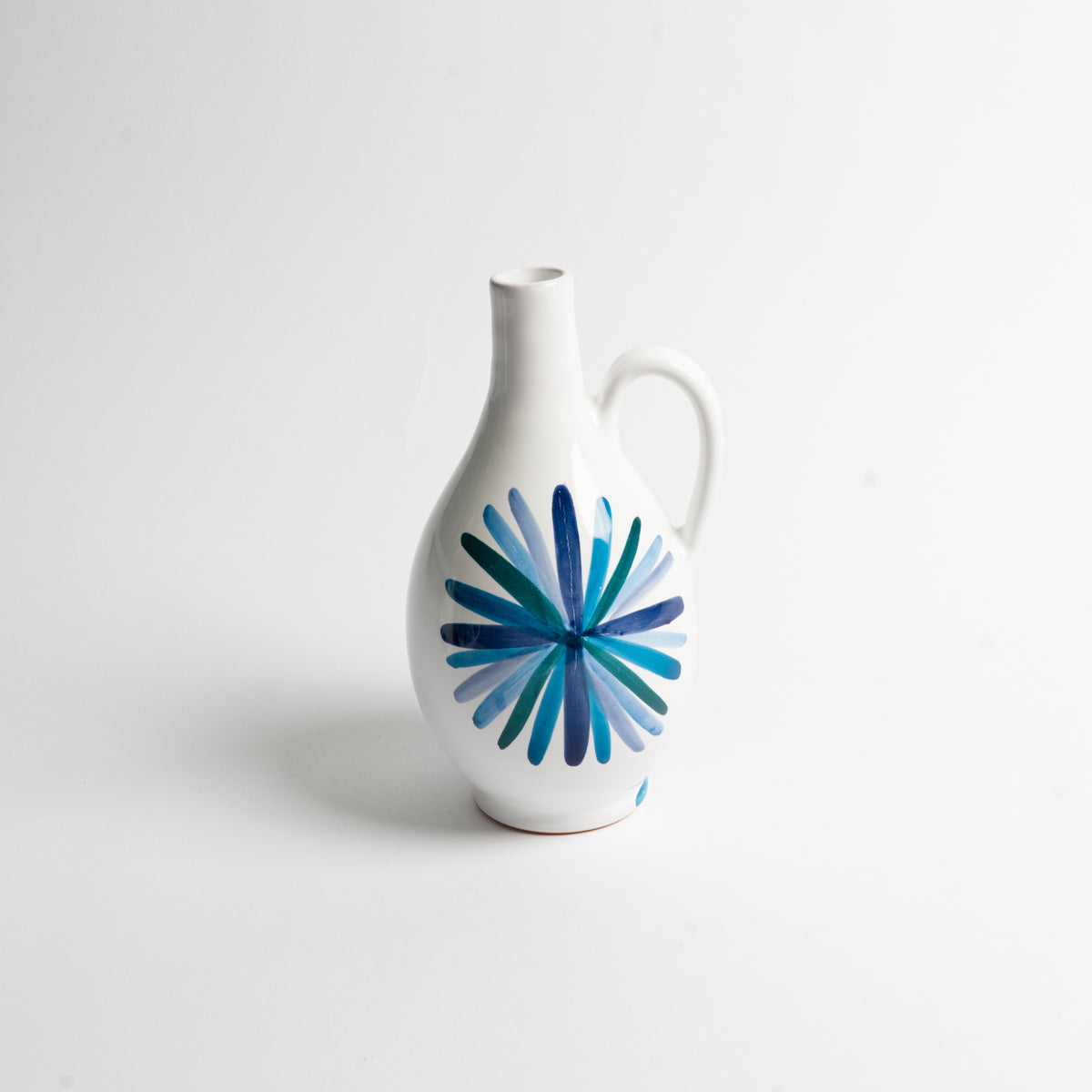 Cicinielli oil bottle